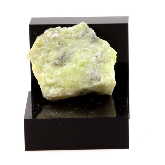 Brucite schist. 36.7 carats. Wakefield, Québec, Canada