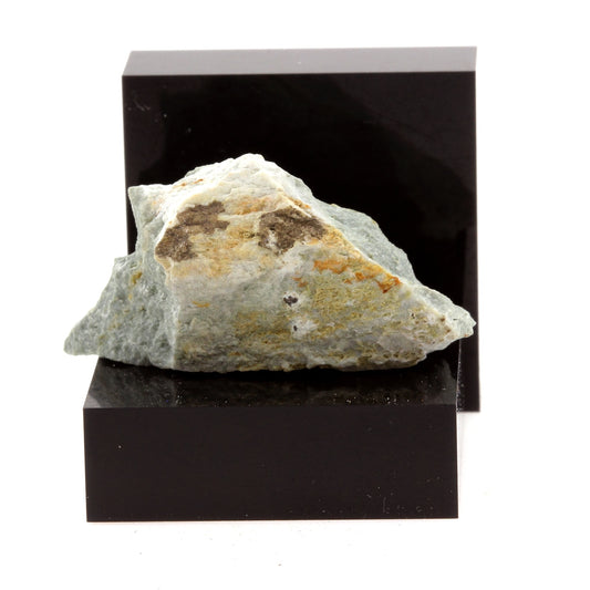 Folded Schist, 35.1 carats, Estrie, Québec, Canada