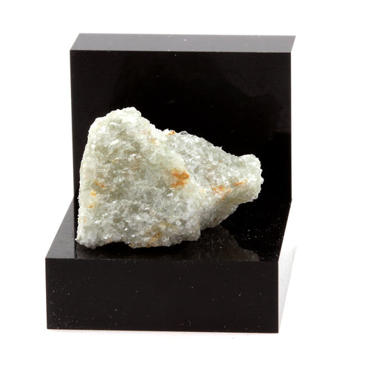 Fuchsite. 34.8 carats. Grenville, Québec, Canada