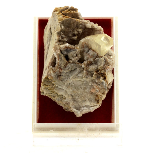 Calcite. 311.4 carats. Biesmerée, Mettet, Namur, Belgique