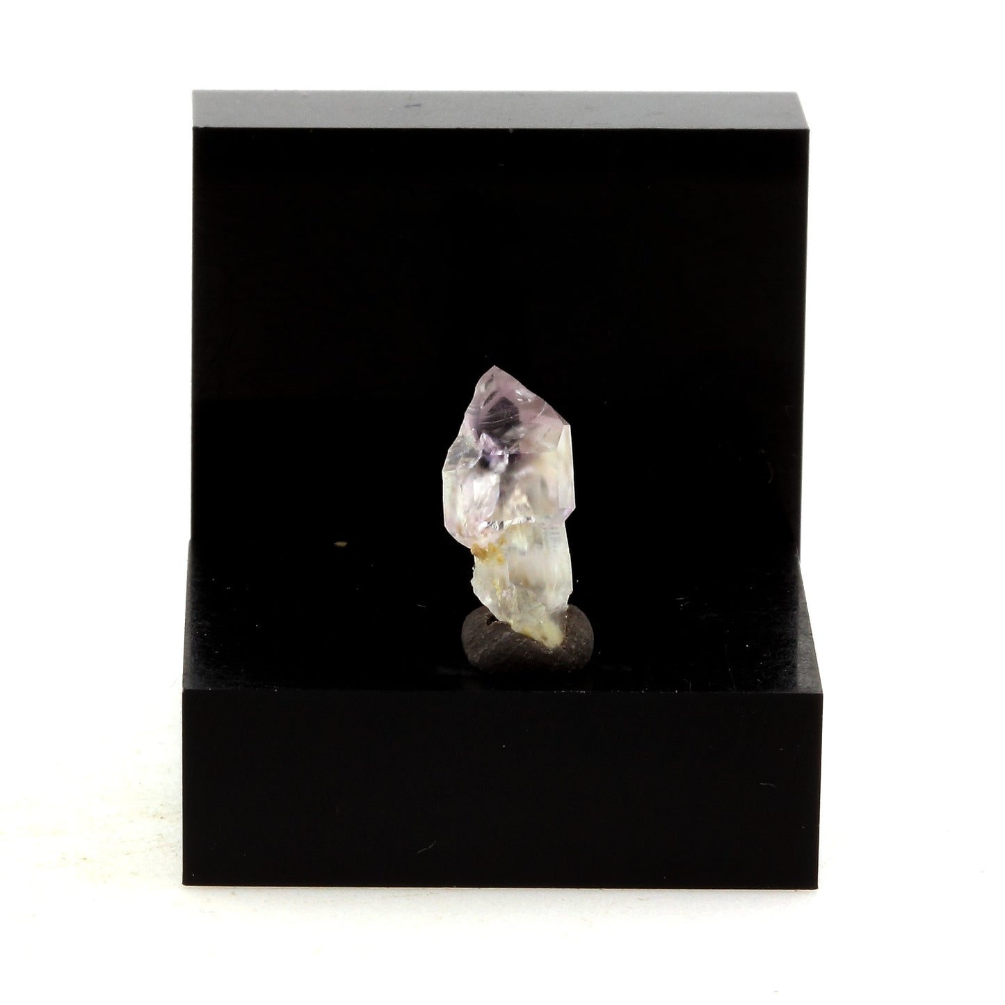 Quartz Améthyste Sceptre. 2.38 carats. Mörchnerkar, Mörchner area, Zemmgrund, Zillertal, North Tyrol, Tyrol, Autriche