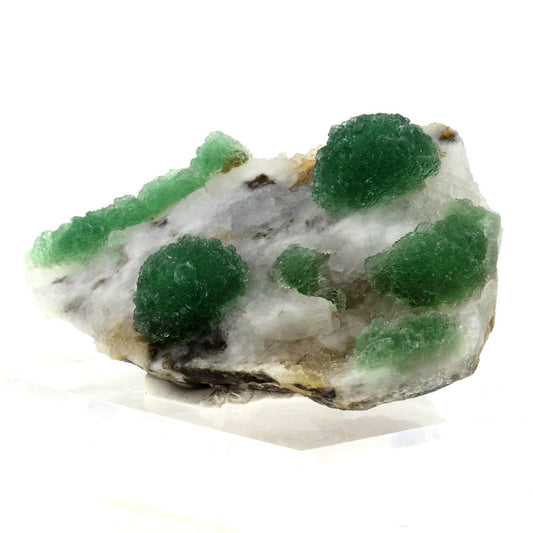 Fluorite. 2810.0 carats. Xinyang, Henan, Chine