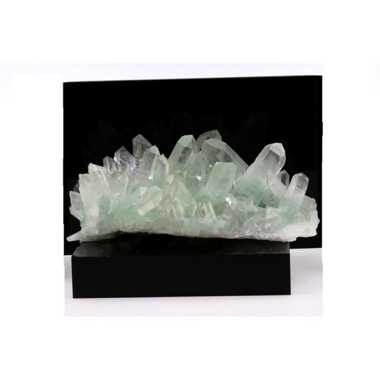 Quartz + Fuchsite. 1955.5 carats. Madagascar