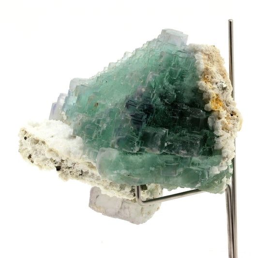 Fluorite + Pyrite. 3225.0 carats. Wuyi fluorite ore field, Zhejiang, Chine