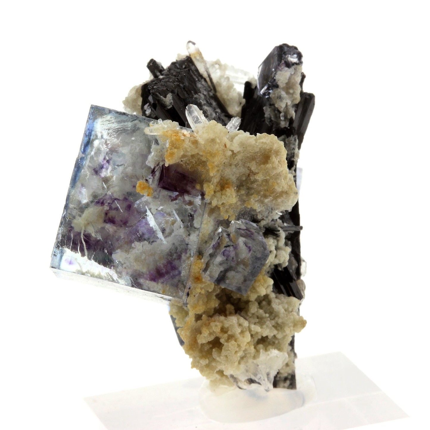 Fluorite + Ferberite. 204.1 carats. Chine