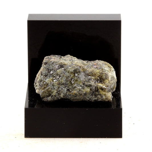 Beudantite. 35.57 carats. Timmins, Ontario, Canada