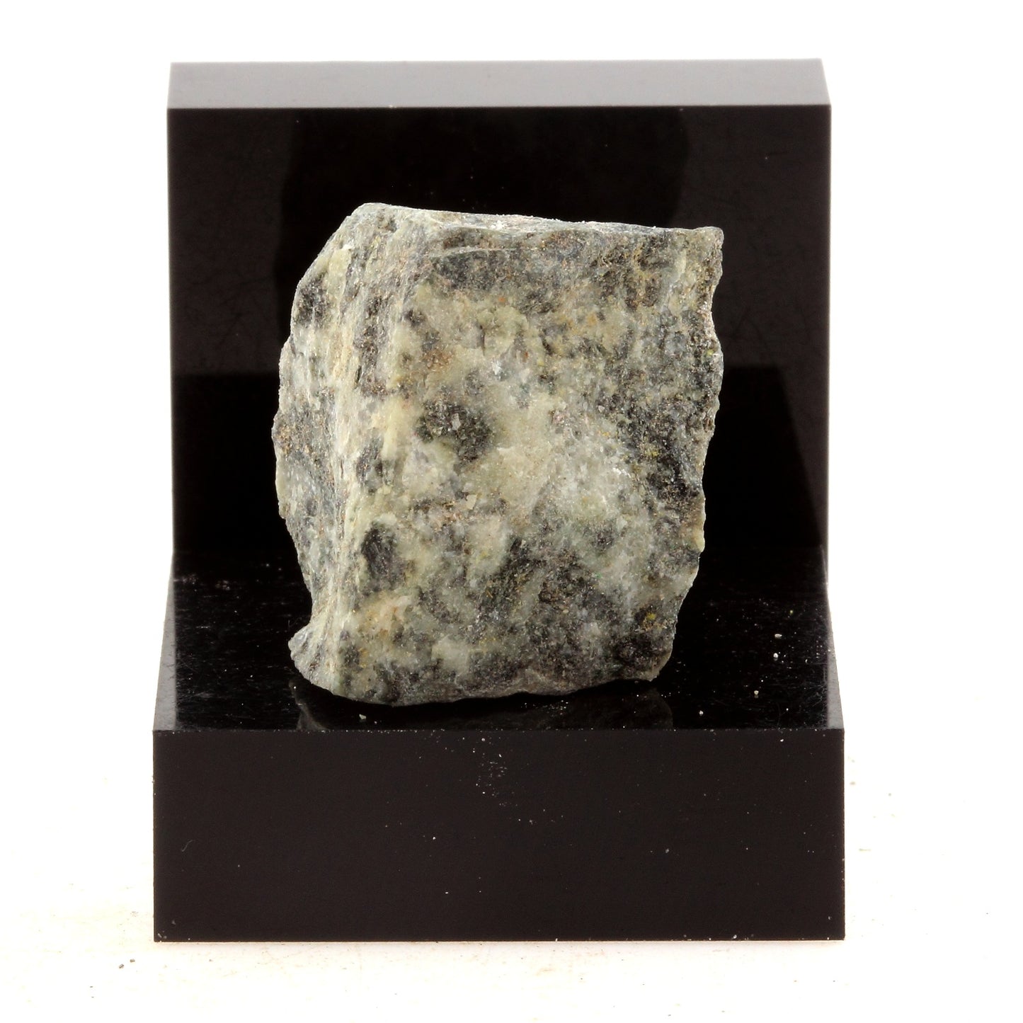 Campylite, 43.55 carats, Gouverneur, New York, USA