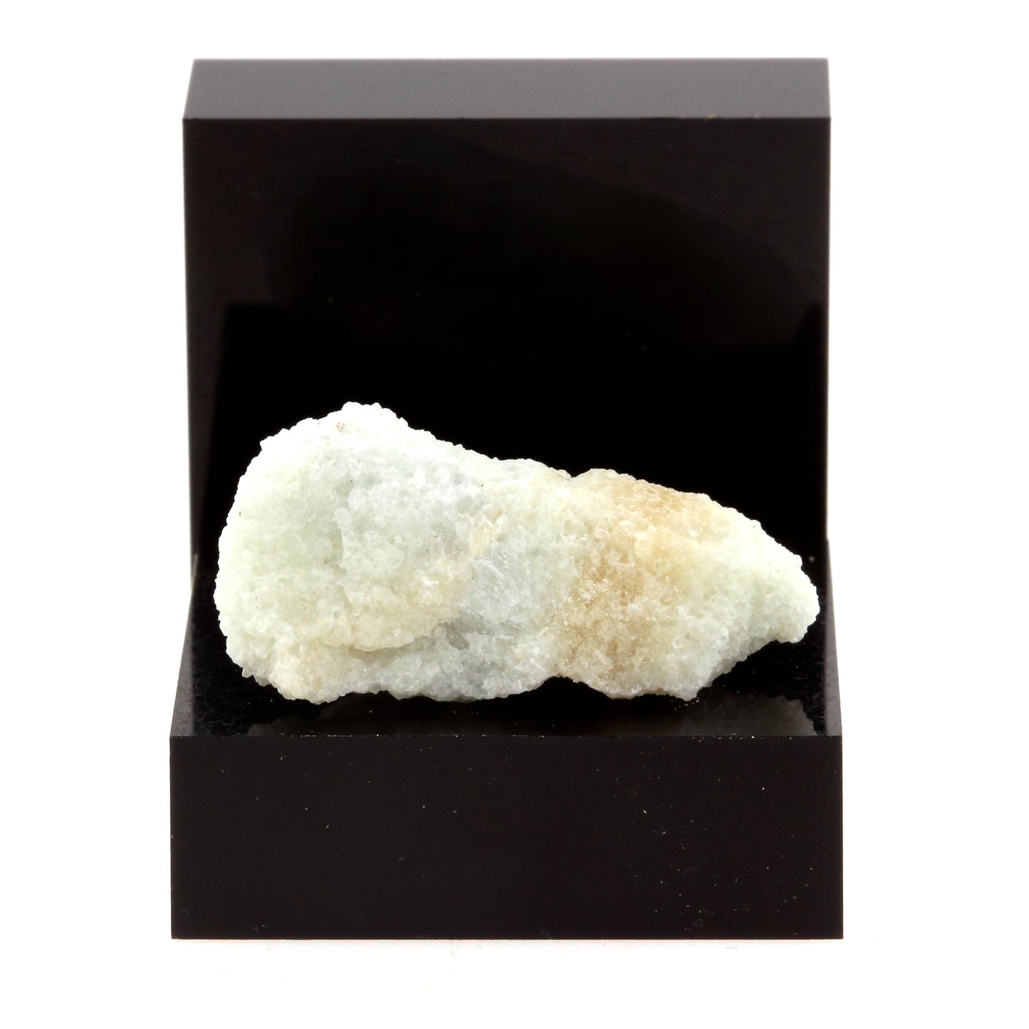 Aventurine. 22.66 carats. Gouverneur, New York, USA