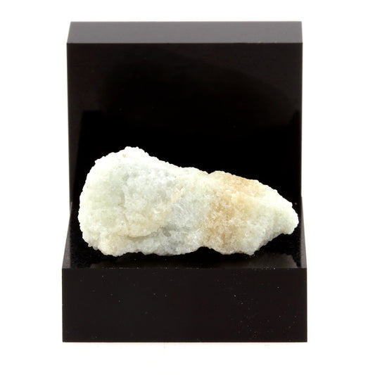 Aventurine. 22.66 carats. Gouverneur, New York, USA