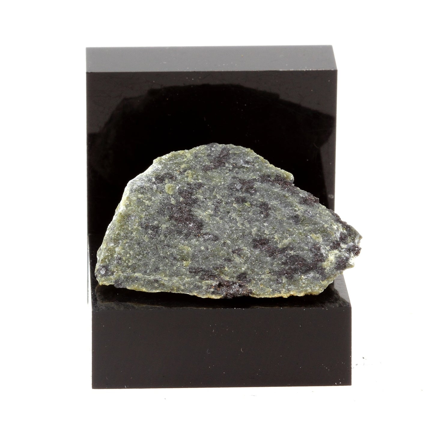 Chlorite Magnetite. 31.08 carats. Bristol Mine, Québec, Canada