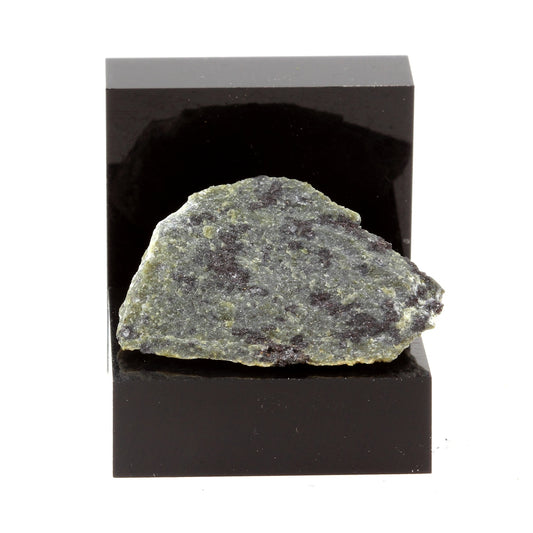 Chlorite Magnetite. 31.08 carats. Bristol Mine, Québec, Canada