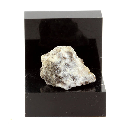 Pargasite, 21.76 carats, Grenville, Québec, Canada