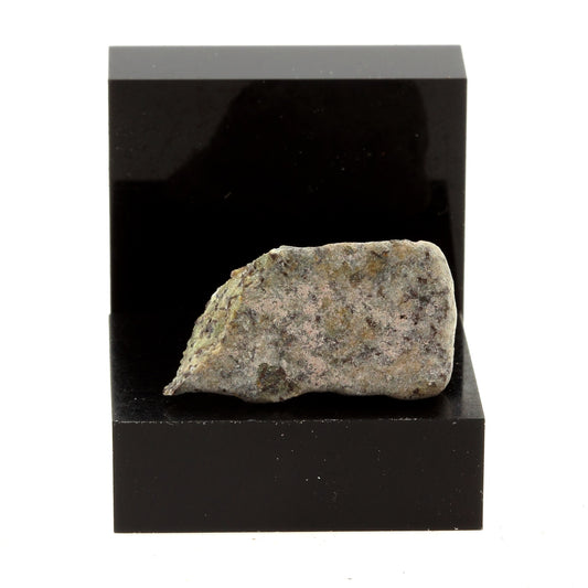 Clino-Amphibole. 24.42 carats. Wilberforce, Ontario, Canada