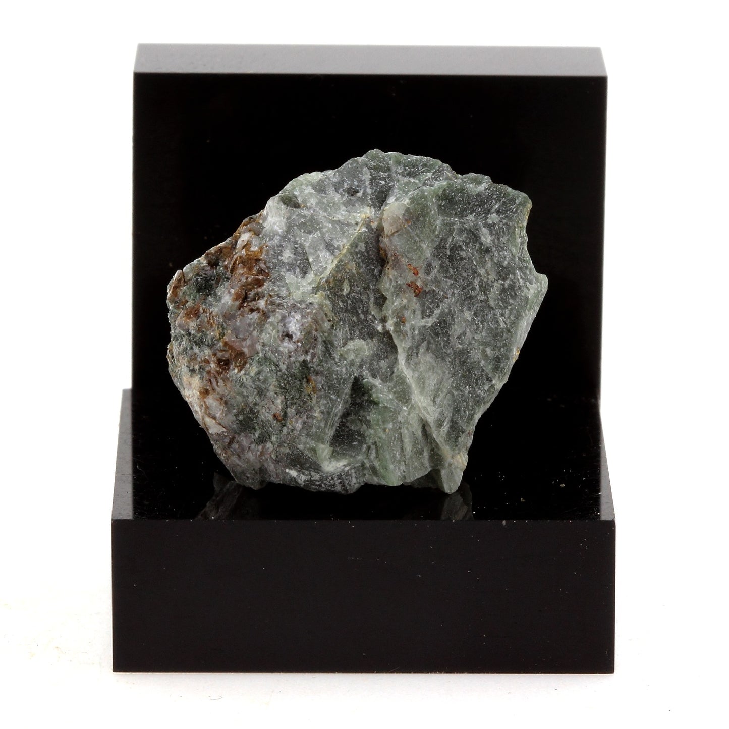 Dudgeonite. 36.88 carats. Estrie, Québec, Canada