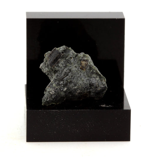 Biotite. 27.05 carats. Oka, Québec, Canada