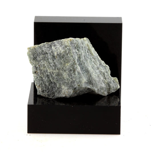 Devillite. 43.89 carats. Lennoxville, Québec, Canada