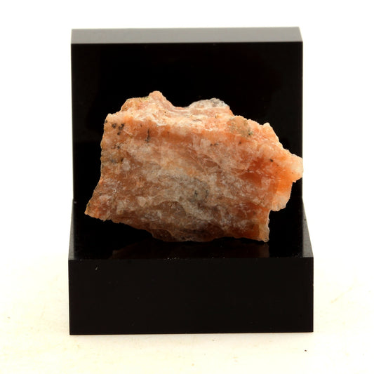 Perthite, 30.66 carats, Rocher de Perth, Ontario, Canada