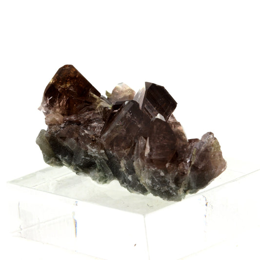 Axinite. 69.7 carats. Bourg d'Oisans, Isère, France