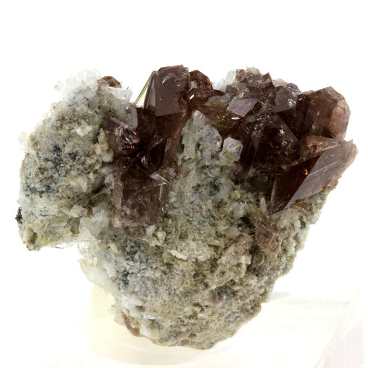 Axinite. 86.1 carats. Bourg d'Oisans, Isère, France