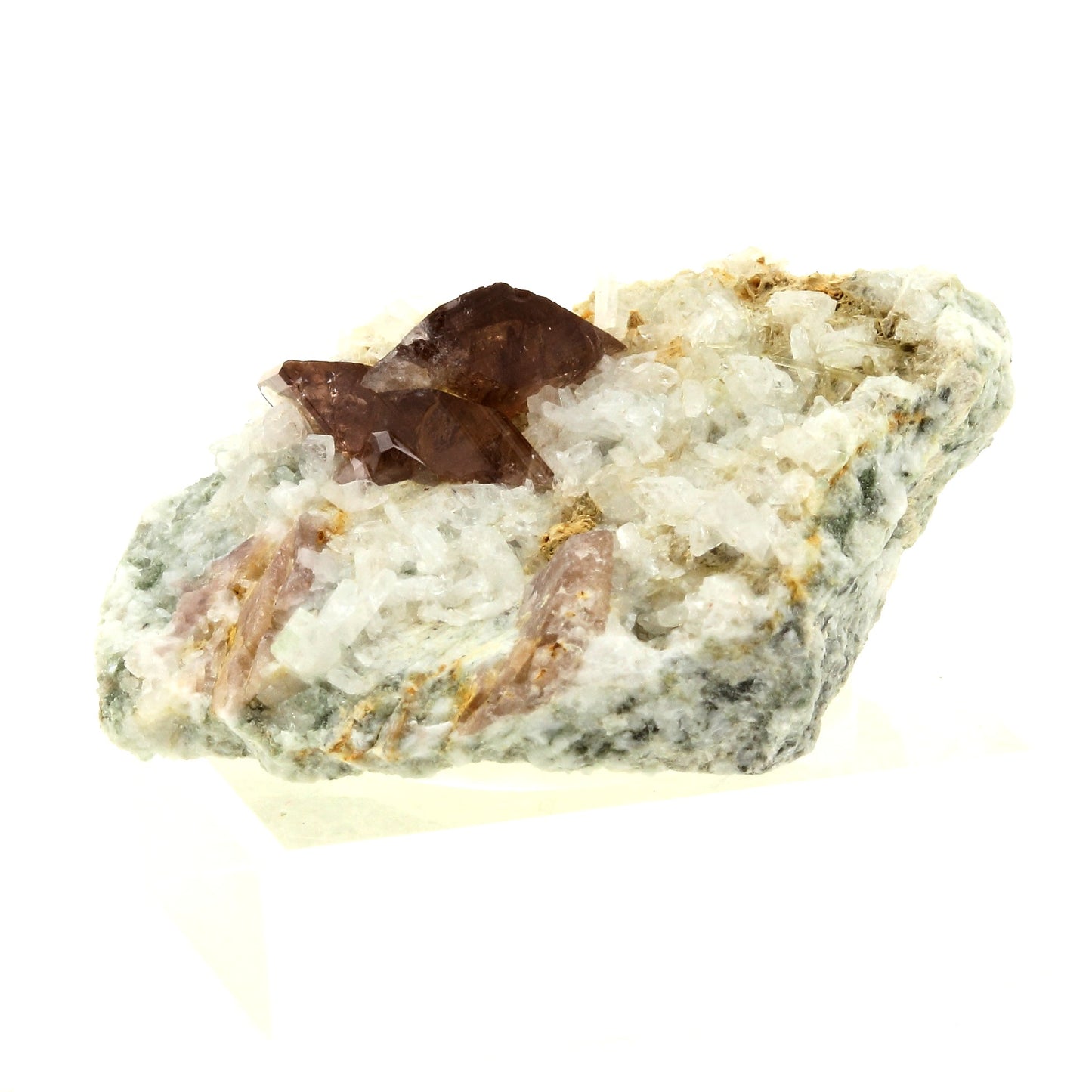 Axinite. 141.2 carats. Bourg d'Oisans, Isère, France