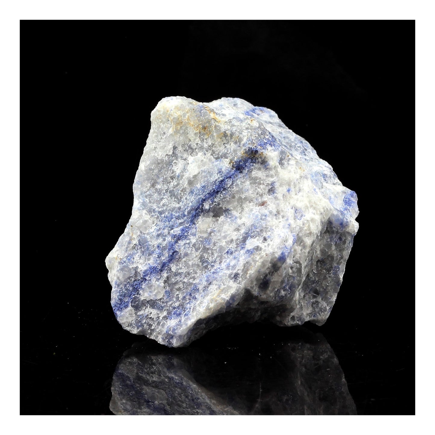 Dumortierite, 178.5 carats, Vaca Morta quarry, Bahia, Brésil