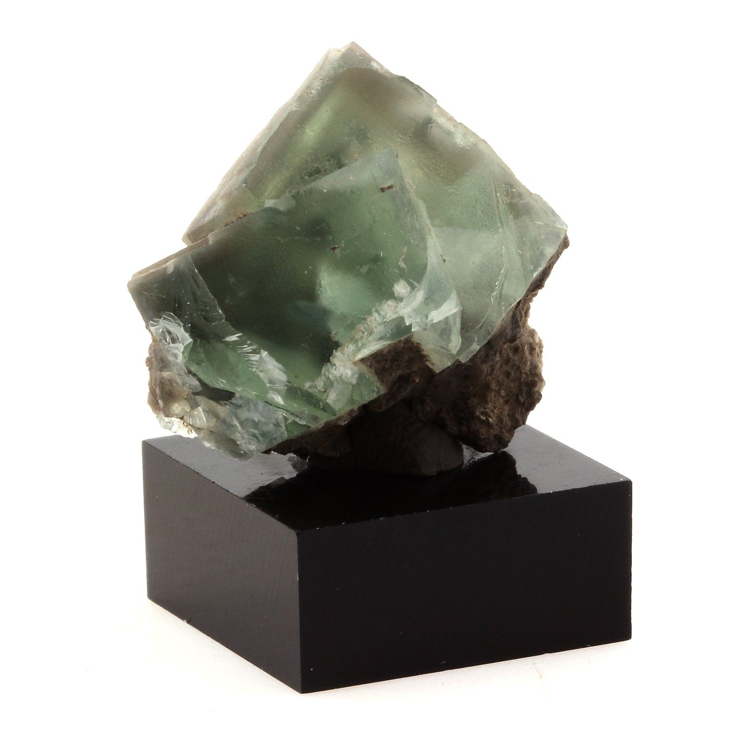 Fluorite verte. 51.8 carats. Massif des Aravis, Haute-Savoie, France