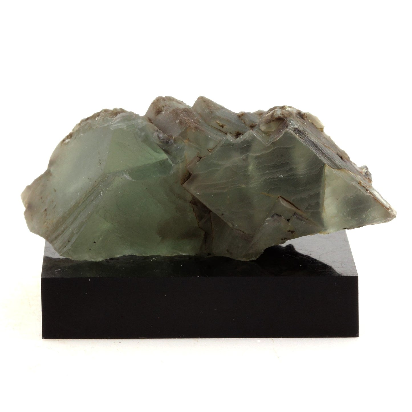 Fluorite verte. 364.8 carats. Massif des Aravis, Haute-Savoie, France