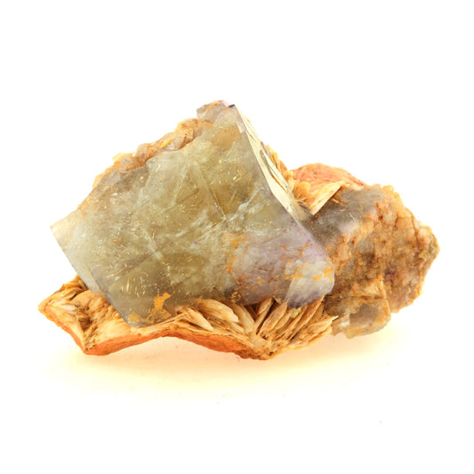 Fluorite + Baryte. 234.6 carats. Lantignié, France