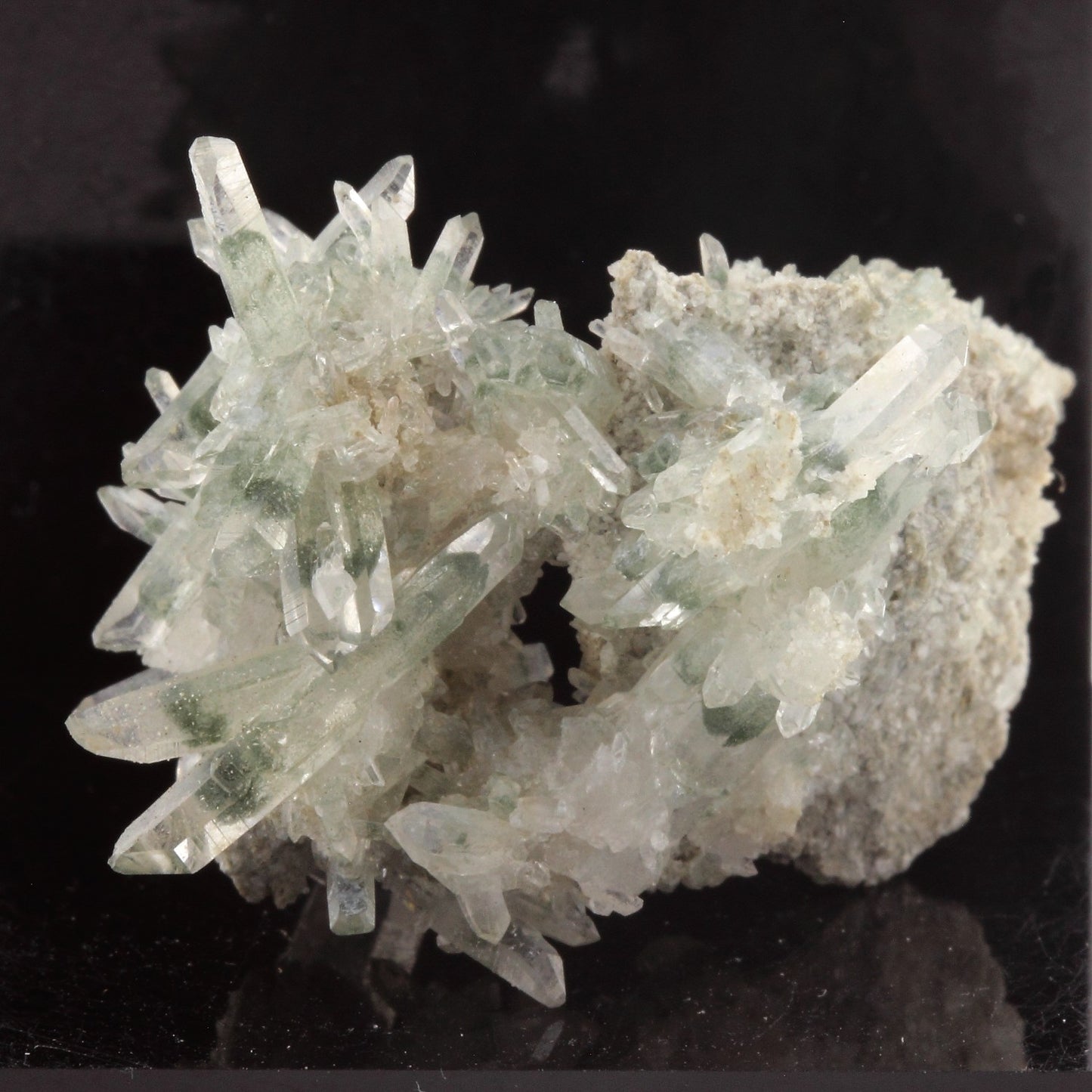 Quartz fantôme. 56.0 carats. Les Deux Alpes, Oisans, France