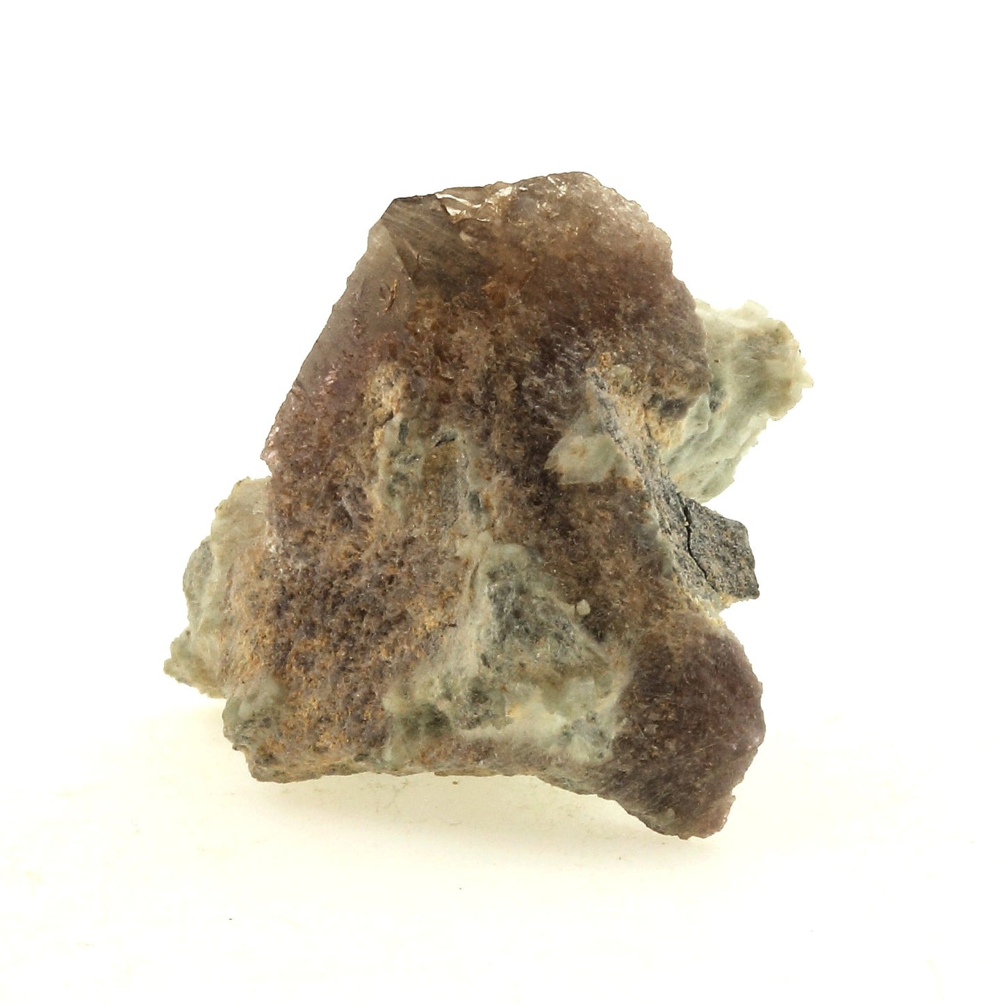 Axinite. 57.5 carats. Col du Glandon, Savoie, France