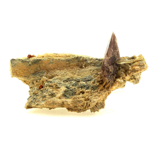 Axinite. 195.0 carats. Le Rocher d'Armentier, Bourg d'Oisans, France