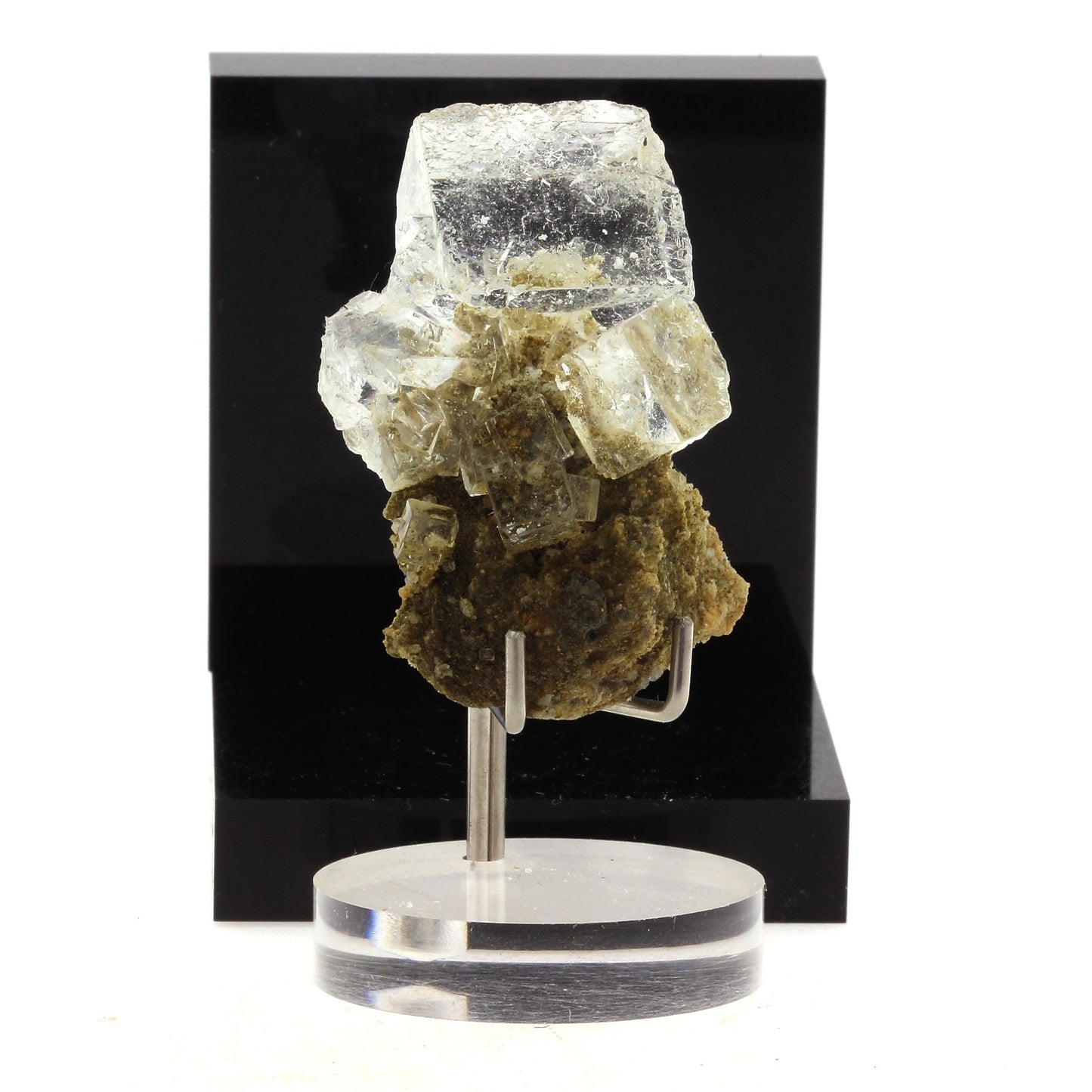 Fluorite. 213.1 carats. Nikolaevskiy Mine, Dal'negorsk, Russie