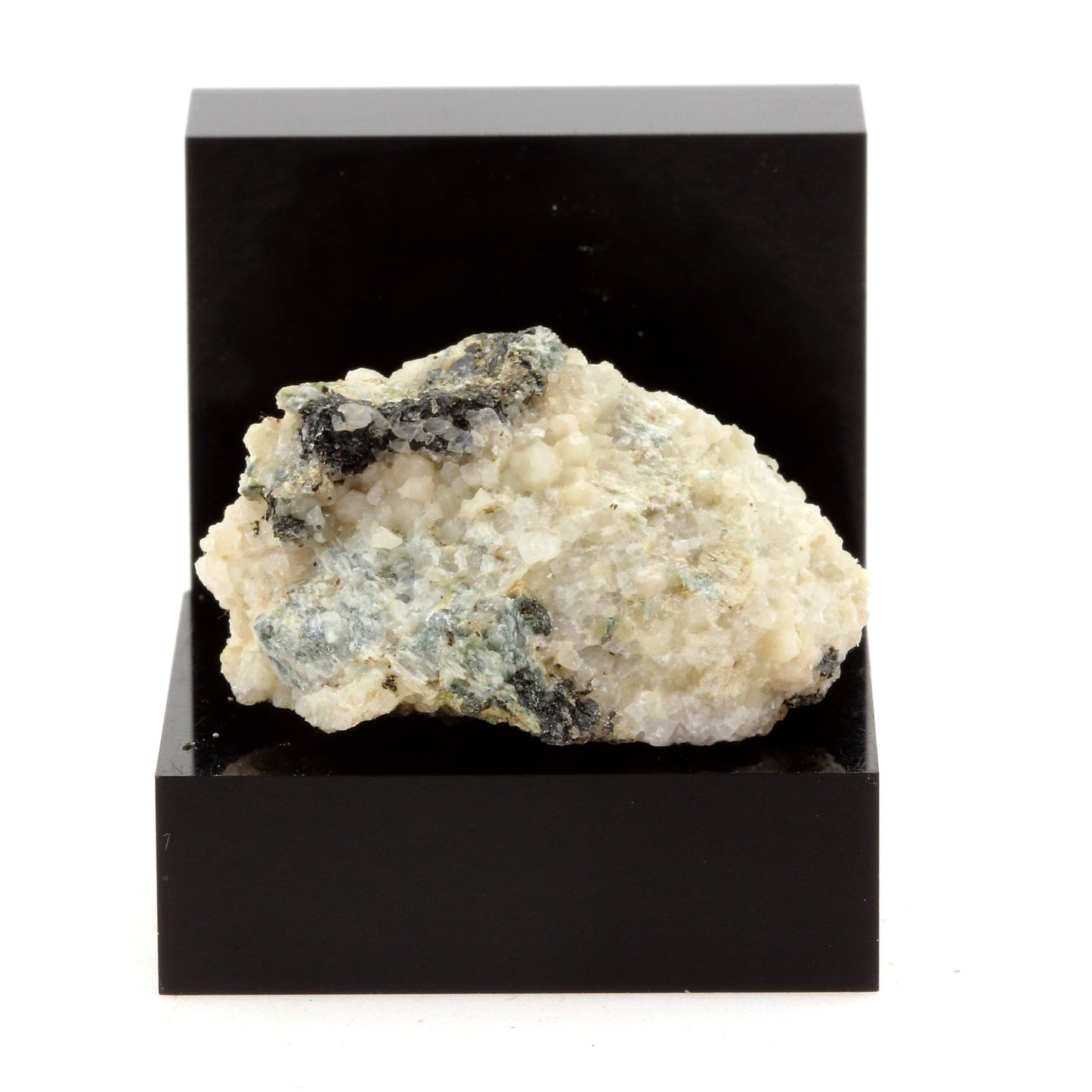 Delvauxite, 38.02 carats, Russie