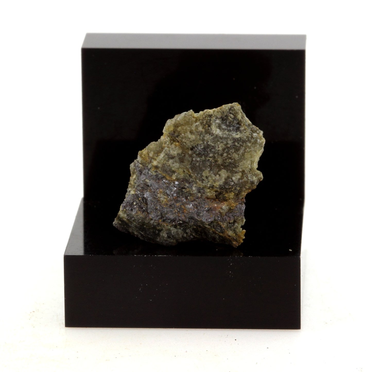 Dufrenoysite. 11.12 carats. Estrie, Québec, Canada