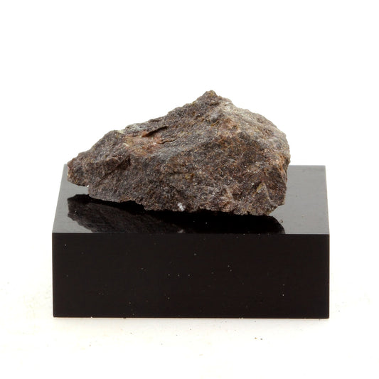 Domeykite. 18.52 carats. Acton Vale, Québec, Canada