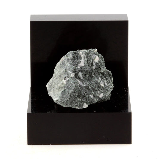 Delessite. 33.45 carats. Estrie, Québec, Canada