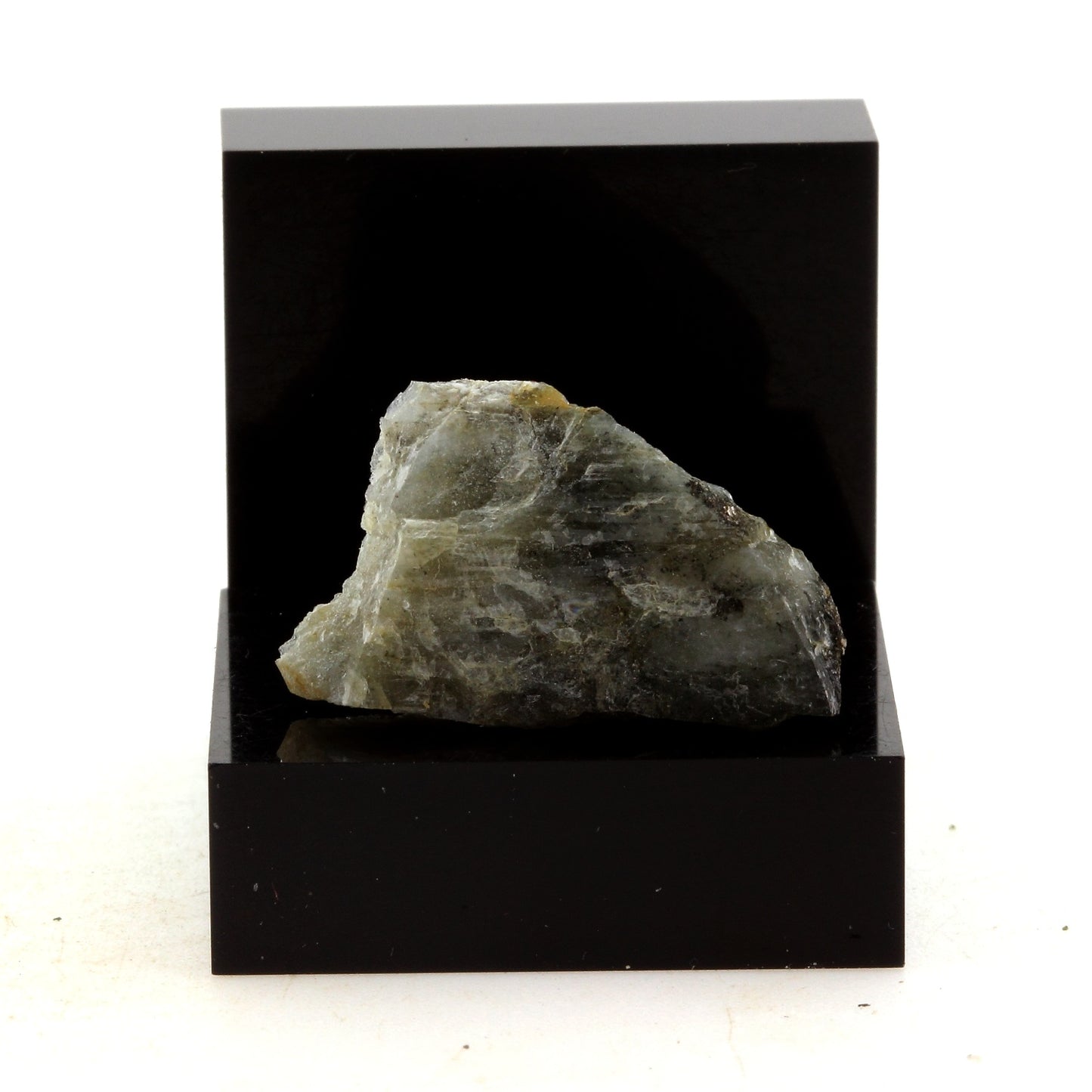 Femolite, 19.55 carats, Orford Nickel mine, Estrie, Québec, Canada