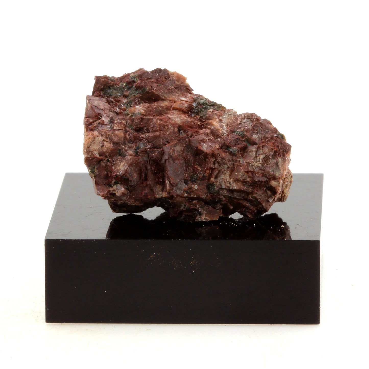 Arkose. 24.77 carats. Grenville, Québec, Canada