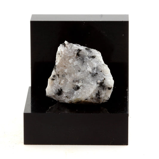 Aplite. 21.00 carats. Ottawa, Ontario, Canada