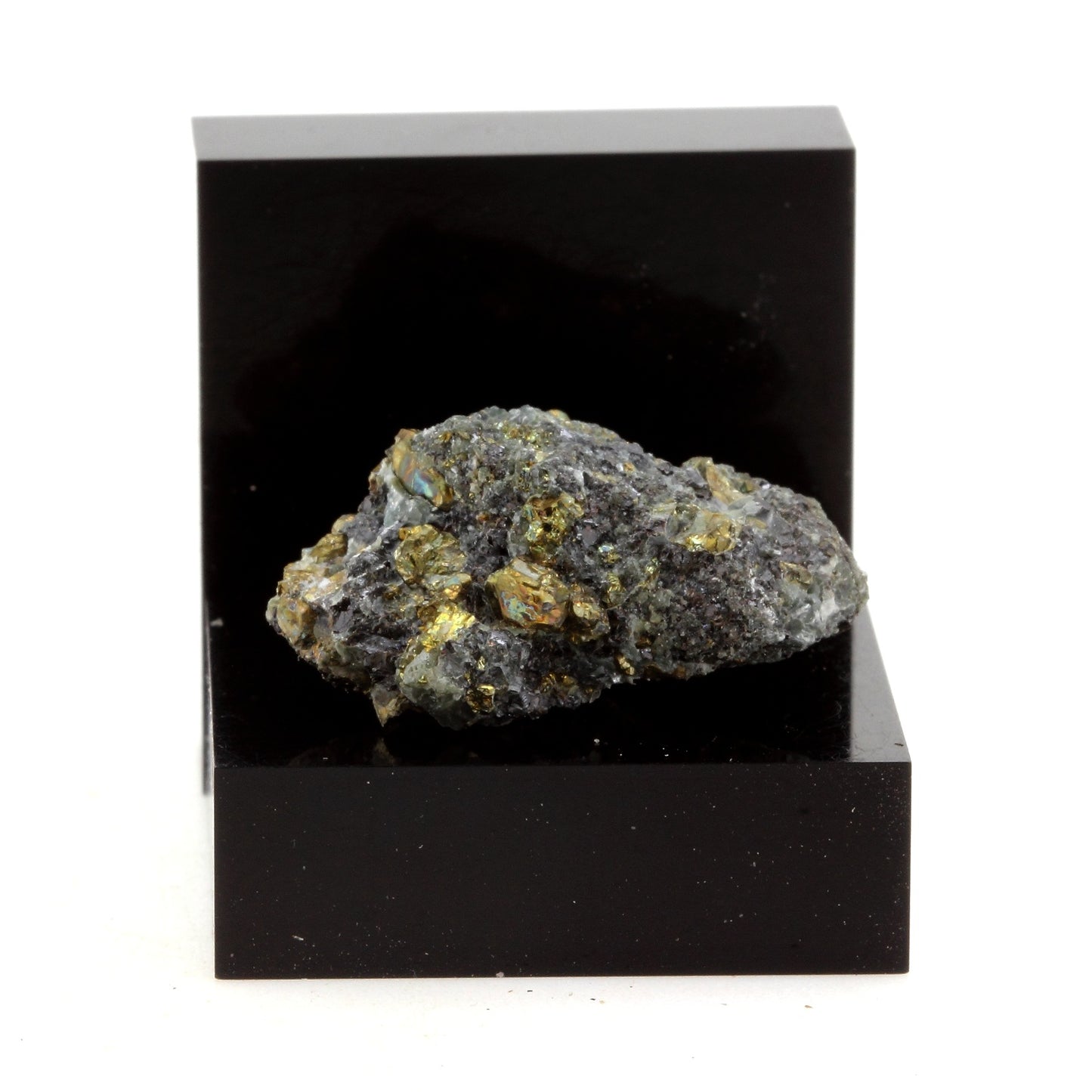 Galena. 37.59 carats. Gouverneur, New York, USA