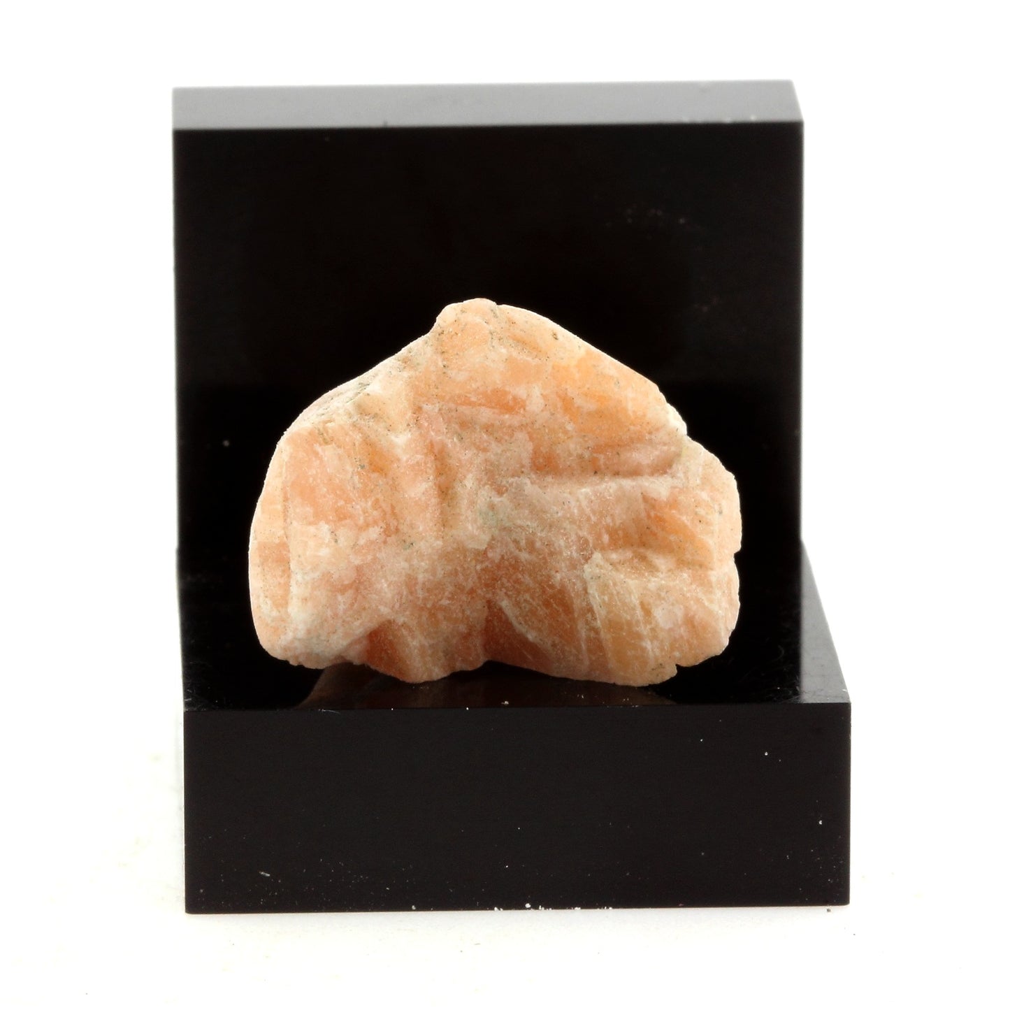 Calcite. 32.50 carats. Lanark, Ontario, Canada