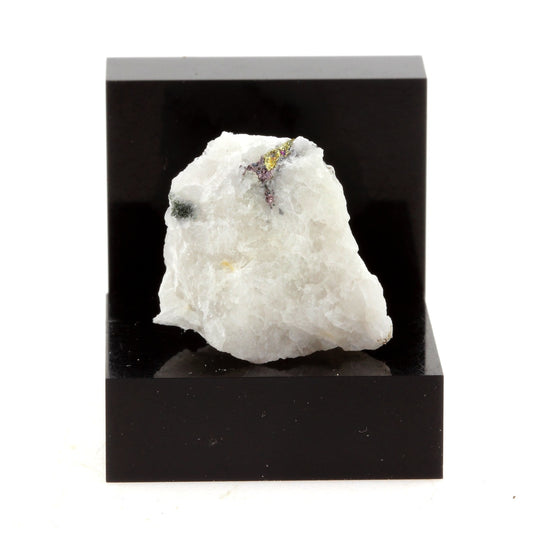 Anatase. 39.25 carats. Estrie, Québec, Canada