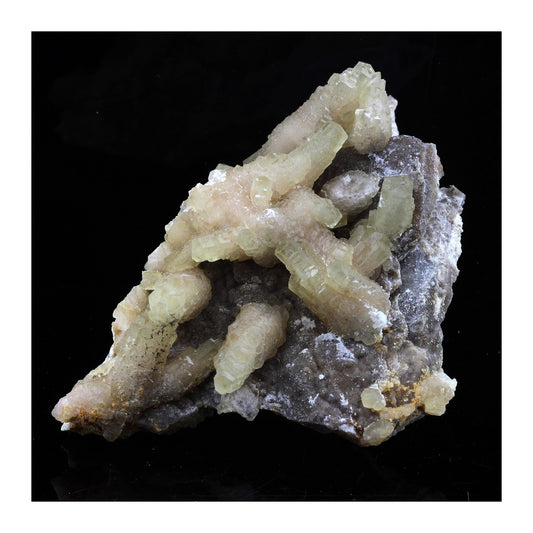 Calcite. 289.0 carats. Luzy, Nièvre, France