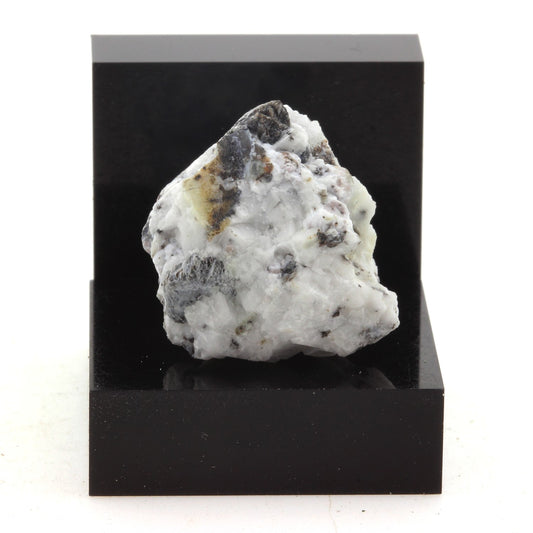 Westerveldite. 45.0 carats. Groenland