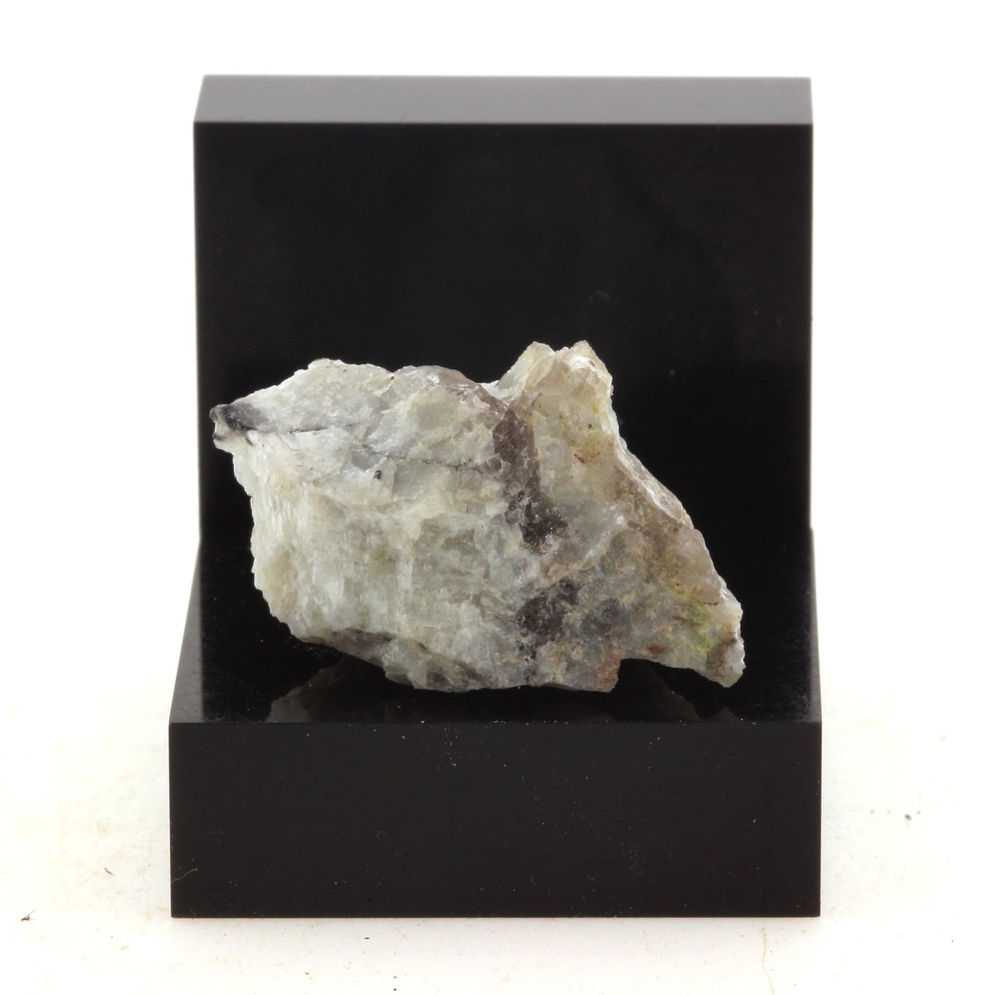 Amazonite Fluorite. 26.3 carats. Maniwaki, Québec, Canada