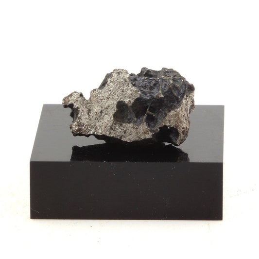 Safflorite 37.0 carats en provenance de Cobalt, Ontario, Canada