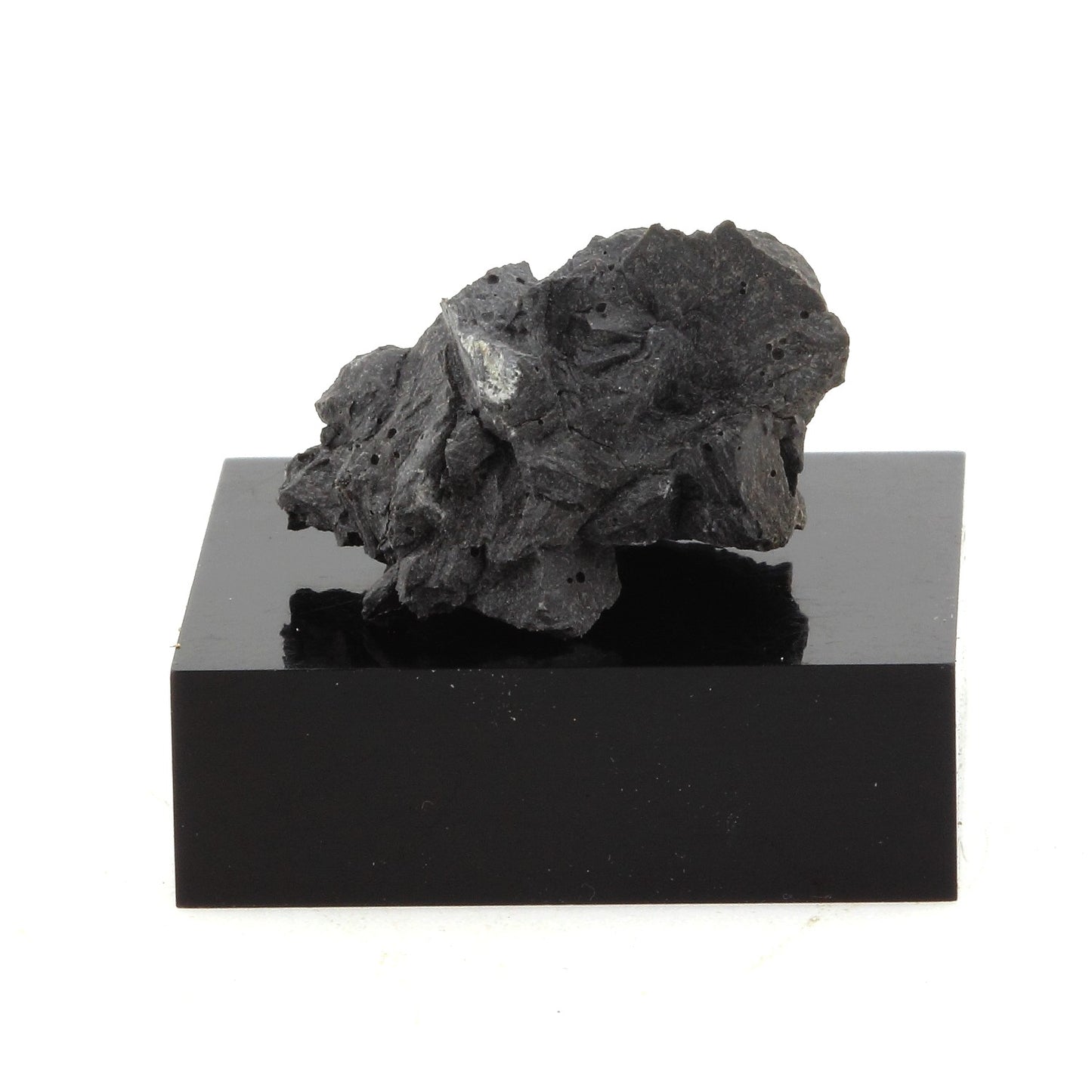 Pyroxene + rutile, 29.2 carats, Lanark, Ontario, Canada