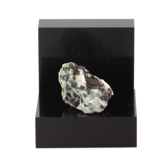 Parawollastonite, 15.5 carats, Willsboro, New York, USA