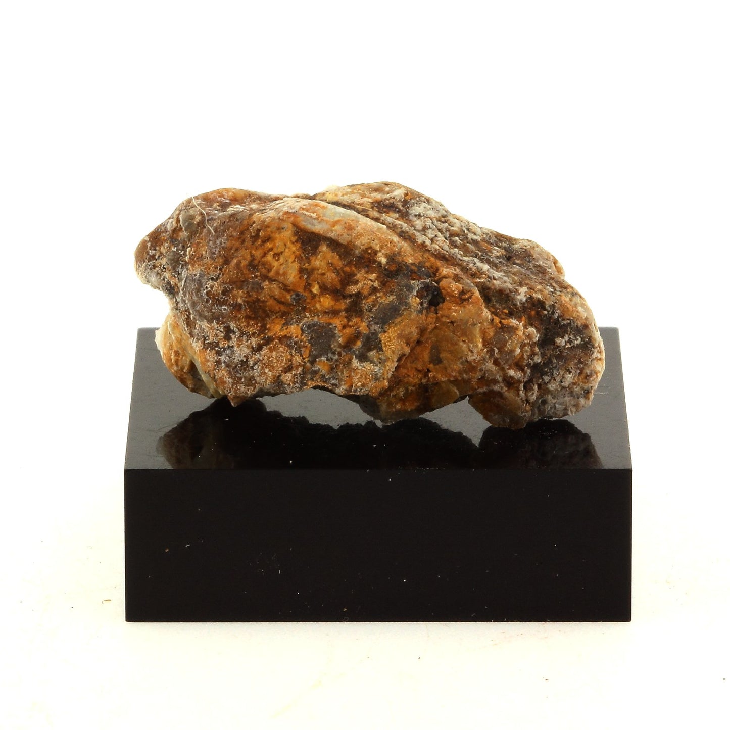 Arenite. 27.6 carats. Italie