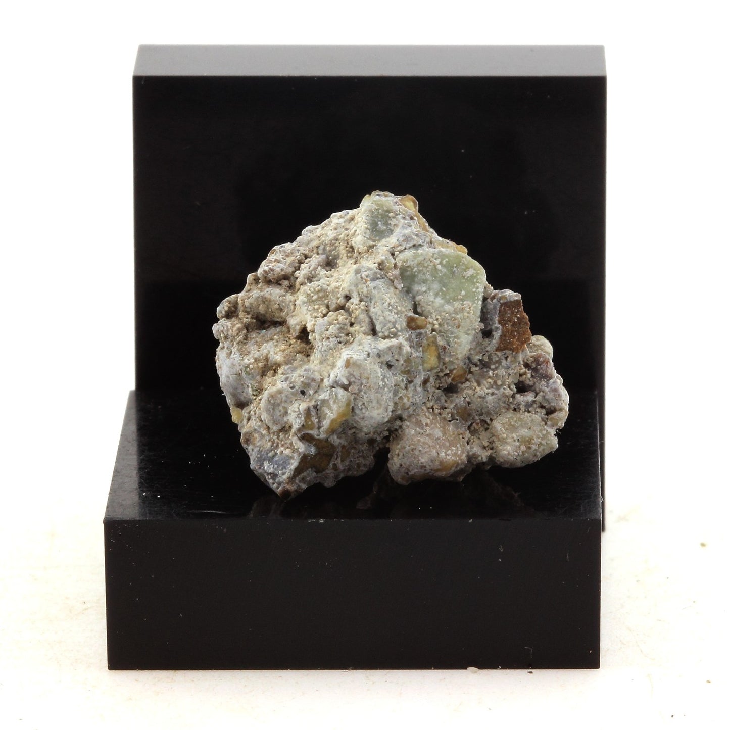 Pegmatite, 22.8 carats, Grenville, Québec, Canada